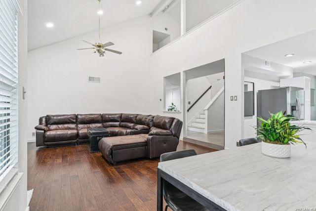 15115 Oak Briar, San Antonio, TX 78232