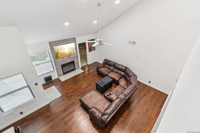 15115 Oak Briar, San Antonio, TX 78232