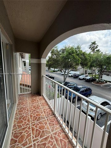 12637 SW 54th St, Miramar, FL 33027