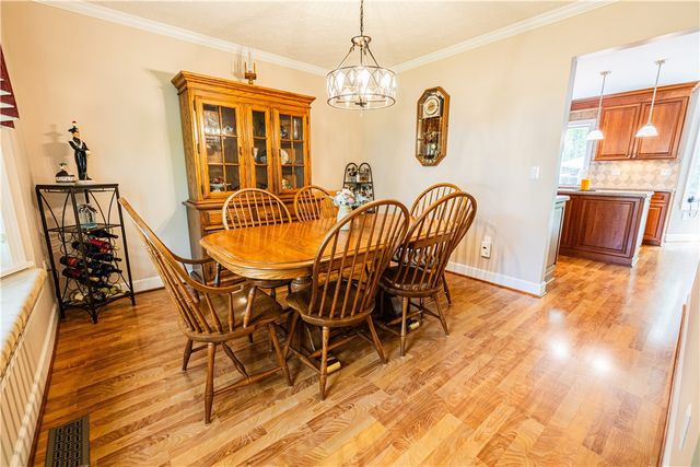 487 Sandystone Circle, Webster, NY 14580
