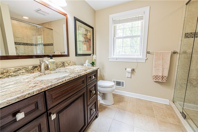 487 Sandystone Circle, Webster, NY 14580