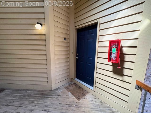 2605 GREENSTONE Boulevard 212, Auburn Hills, MI 48326
