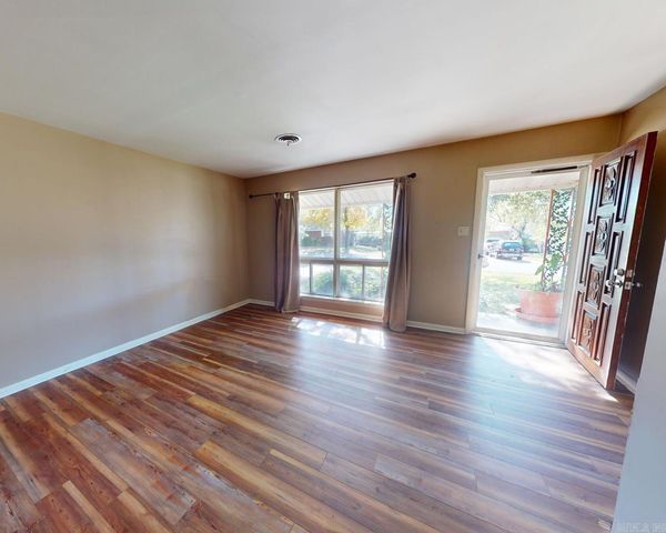 10012 Ronald Drive, Little Rock, AR 72205