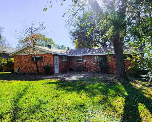 10012 Ronald Drive, Little Rock, AR 72205