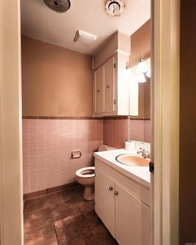 10012 Ronald Drive, Little Rock, AR 72205