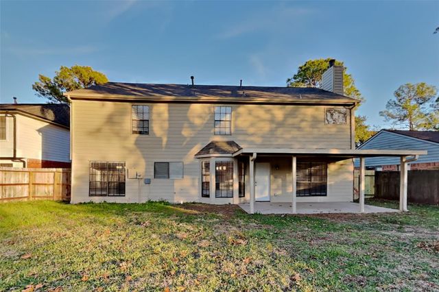 8335 Sparkling Springs Drive, Houston, TX 77095