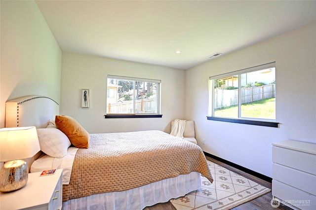 1212 View Street, Camano Island, WA 98282