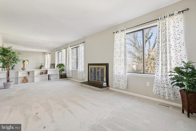 5402 WHITE MANE, Columbia, MD 21045