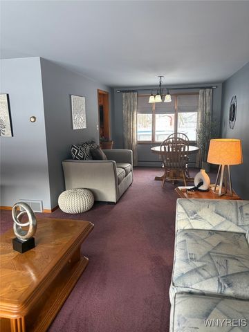 715 Hillview Court, Lewiston, NY 14092