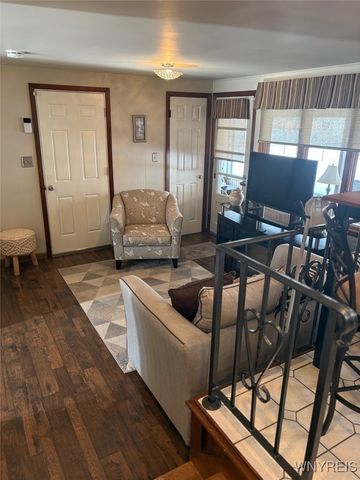 715 Hillview Court, Lewiston, NY 14092