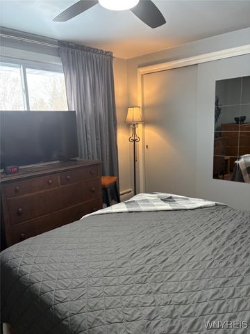 715 Hillview Court, Lewiston, NY 14092