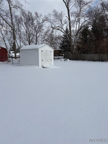 715 Hillview Court, Lewiston, NY 14092