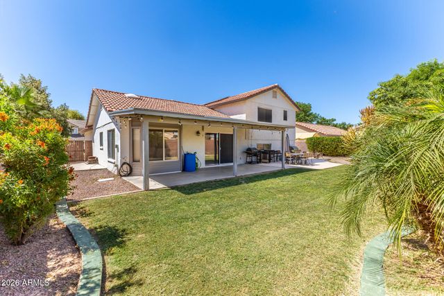 735 S WINTHROP Circle, Mesa, AZ 85204