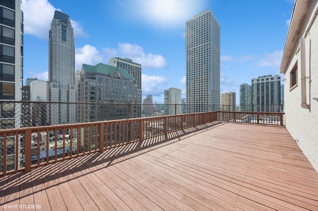 33 E Cedar Street 7D, Chicago, IL 60611