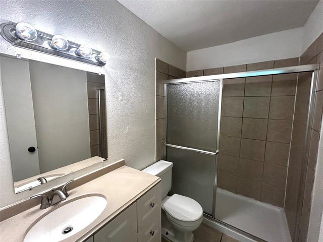 1010 W 23rd ST 10, Austin, TX 78705