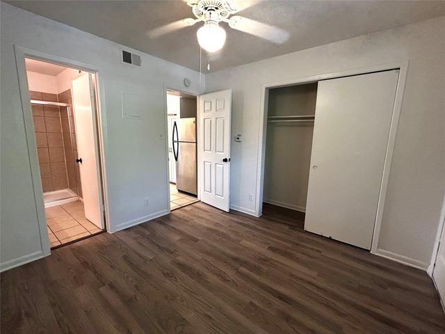 1010 W 23rd ST 10, Austin, TX 78705