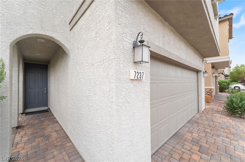 7237 Pazienza Avenue, Las Vegas, NV 89113 — photo 4