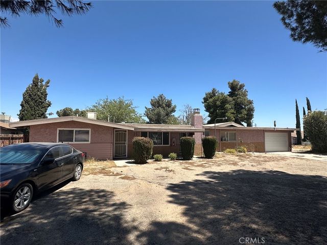 15826 Bear Valley, Victorville, CA 92395