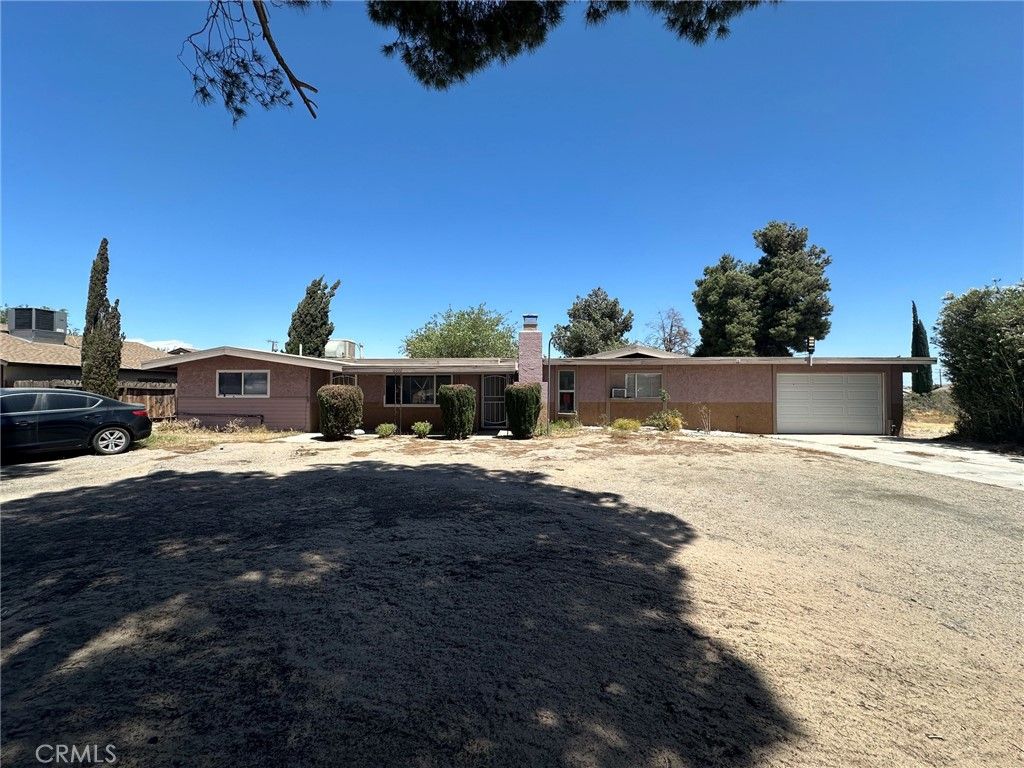 15826 Bear Valley, Victorville, CA 92395