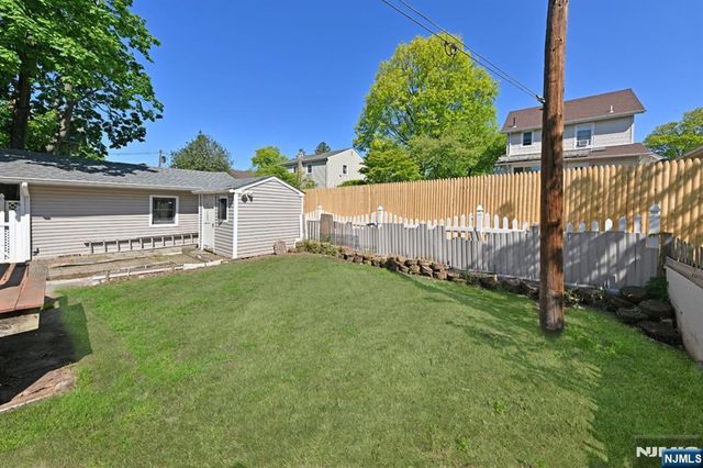 116 E Quackenbush Avenue, Dumont, NJ 07628