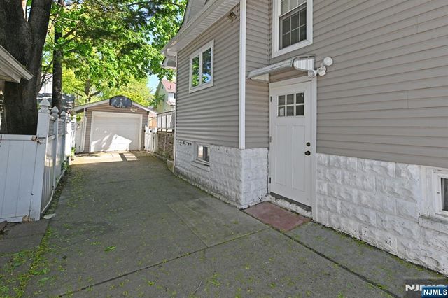 116 E Quackenbush Avenue, Dumont, NJ 07628