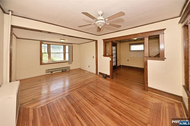 116 E Quackenbush Avenue, Dumont, NJ 07628