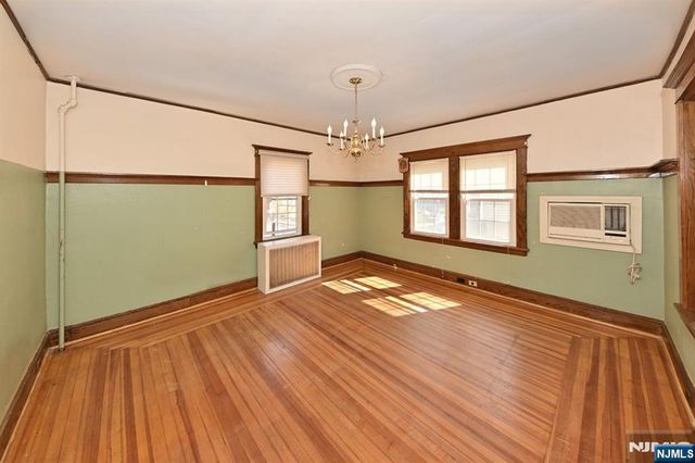 116 E Quackenbush Avenue, Dumont, NJ 07628
