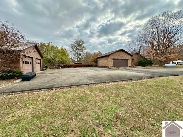 8898 St Rt 58 East, Mayfield, KY 42066