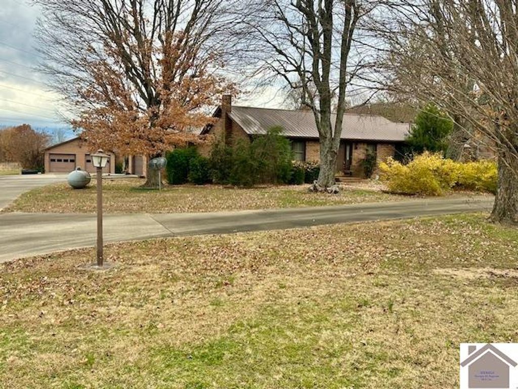 8898 St Rt 58 East, Mayfield, KY 42066