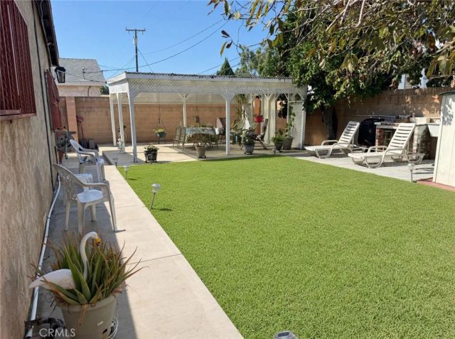 21007 Violeta, Lakewood, CA 90715