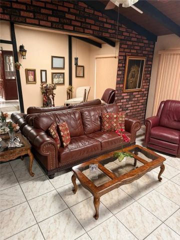 21007 Violeta, Lakewood, CA 90715