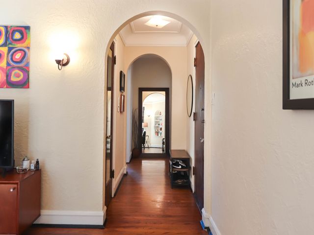 1217 W GRANVILLE Avenue 2A, Chicago, IL 60660