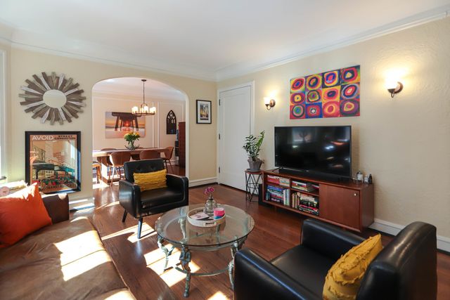 1217 W GRANVILLE Avenue 2A, Chicago, IL 60660