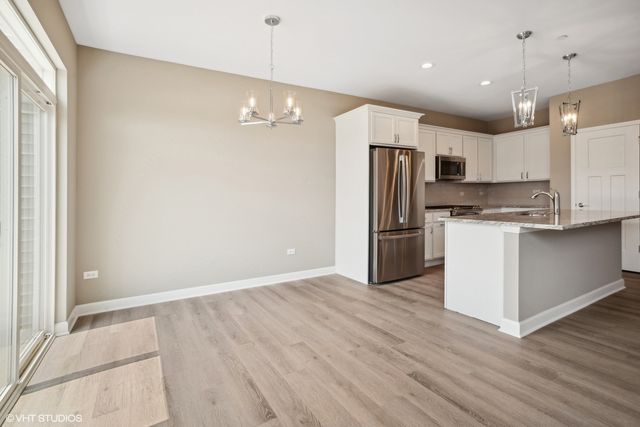 276 Masters Drive, Addison, IL 60101