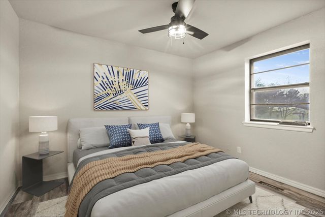 15002 E Winding Creek Drive, Collinsville, OK 74021