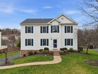 313 Diamond Drive, Moon/crescent Twp, PA 15108