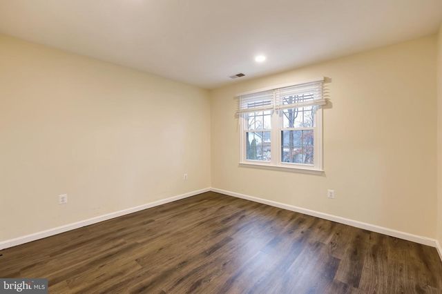 15 BUTTERNUT WAY, Sterling, VA 20164