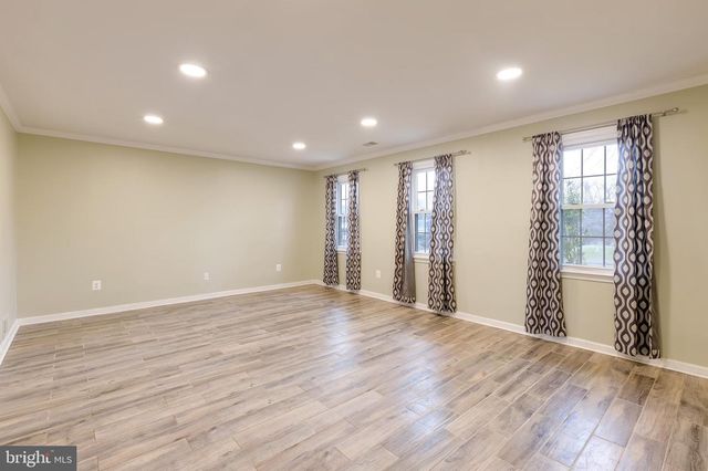 15 BUTTERNUT WAY, Sterling, VA 20164