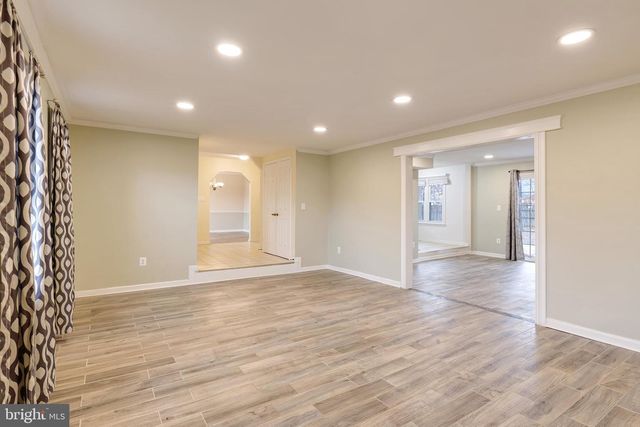 15 BUTTERNUT WAY, Sterling, VA 20164