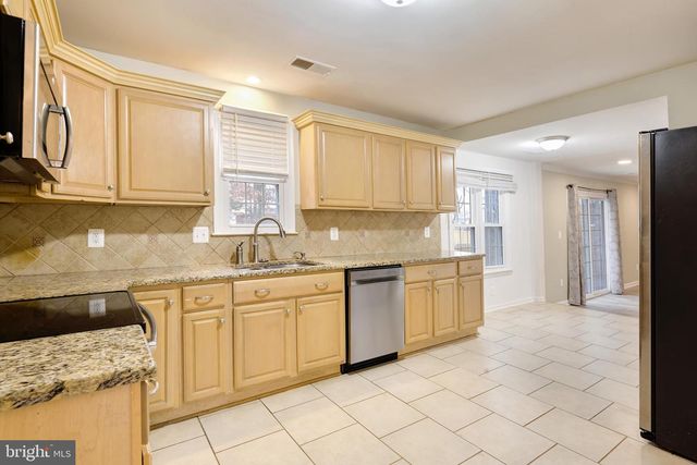 15 BUTTERNUT WAY, Sterling, VA 20164