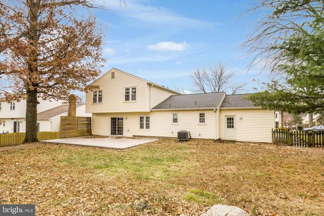 15 BUTTERNUT WAY, Sterling, VA 20164