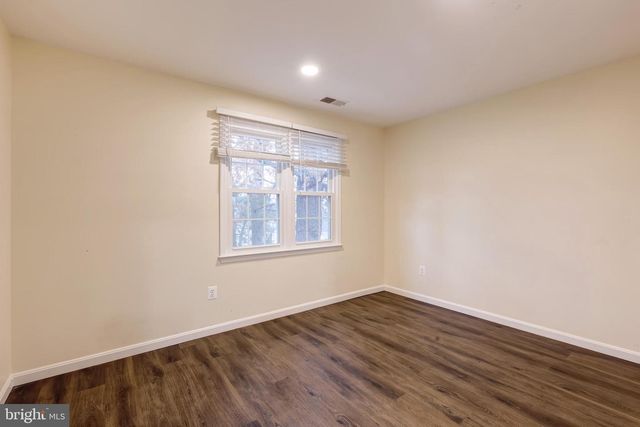 15 BUTTERNUT WAY, Sterling, VA 20164