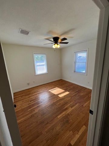 19 28th Street, Texas City, TX 77590