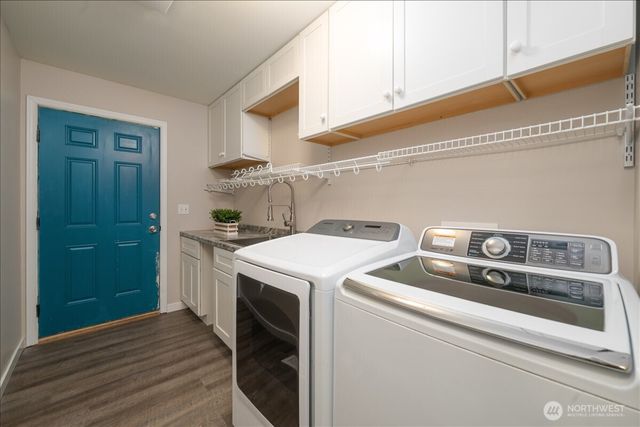 2295 S Camano Drive, Camano Island, WA 98282