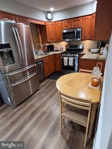326 STATE ST, Cherry Hill, NJ 08002