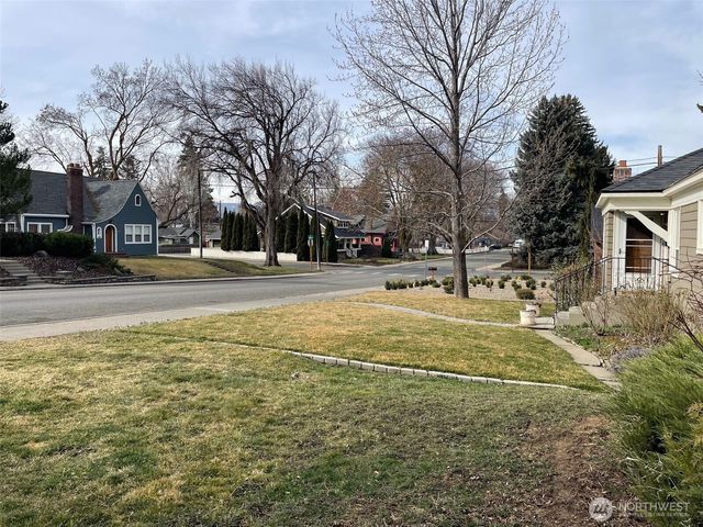 705 E 3rd Avenue, Ellensburg, WA 98926