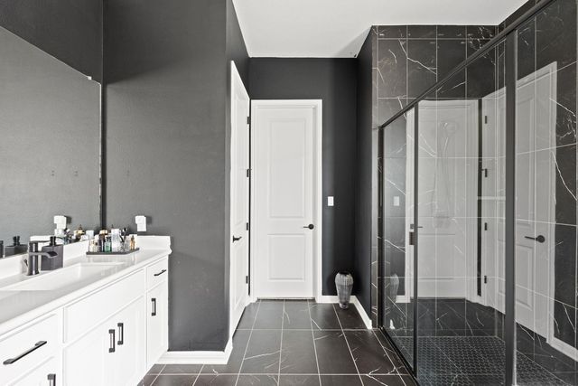 920 Trevi Fontana DR, Leander, TX 78641