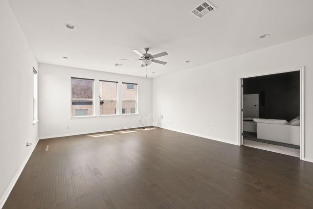 920 Trevi Fontana DR, Leander, TX 78641