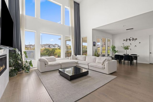 920 Trevi Fontana DR, Leander, TX 78641