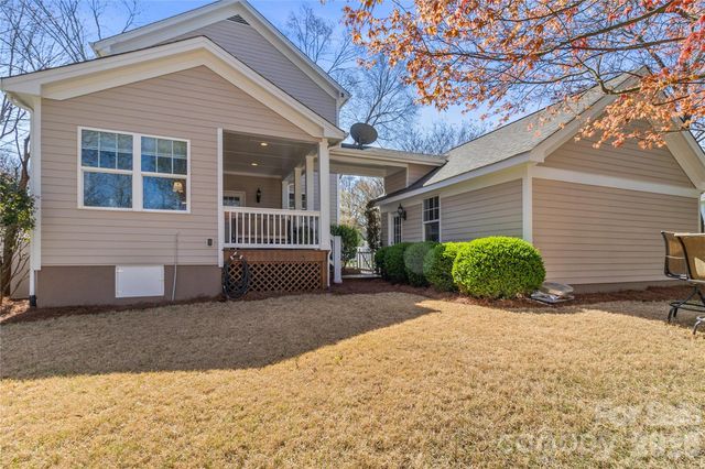 8325 Strandhill Road, Huntersville, NC 28078